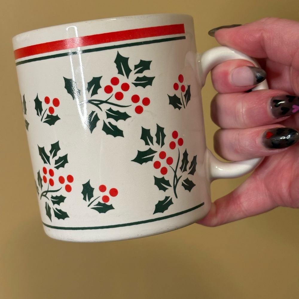 Vintage Holly Berry Mug Christmas Holiday